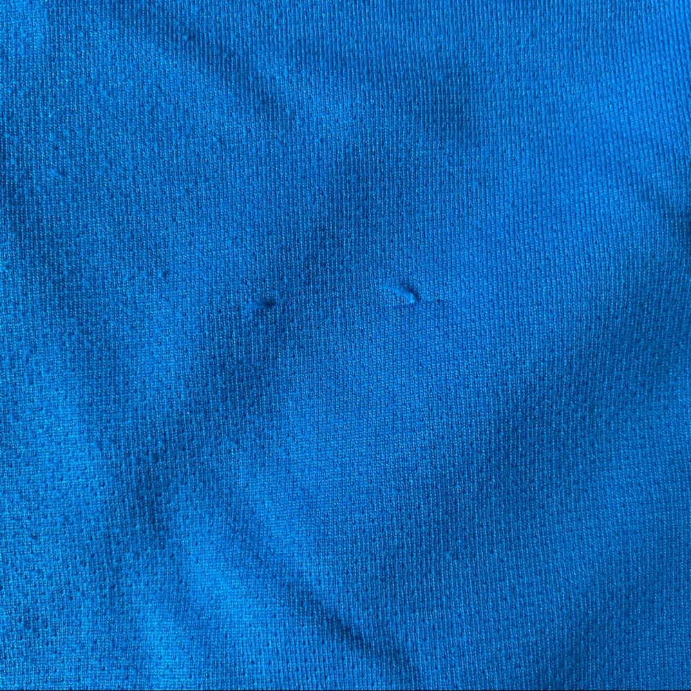 Teal Rash Guard Size Medium (5/6) - Picture 2 of 3